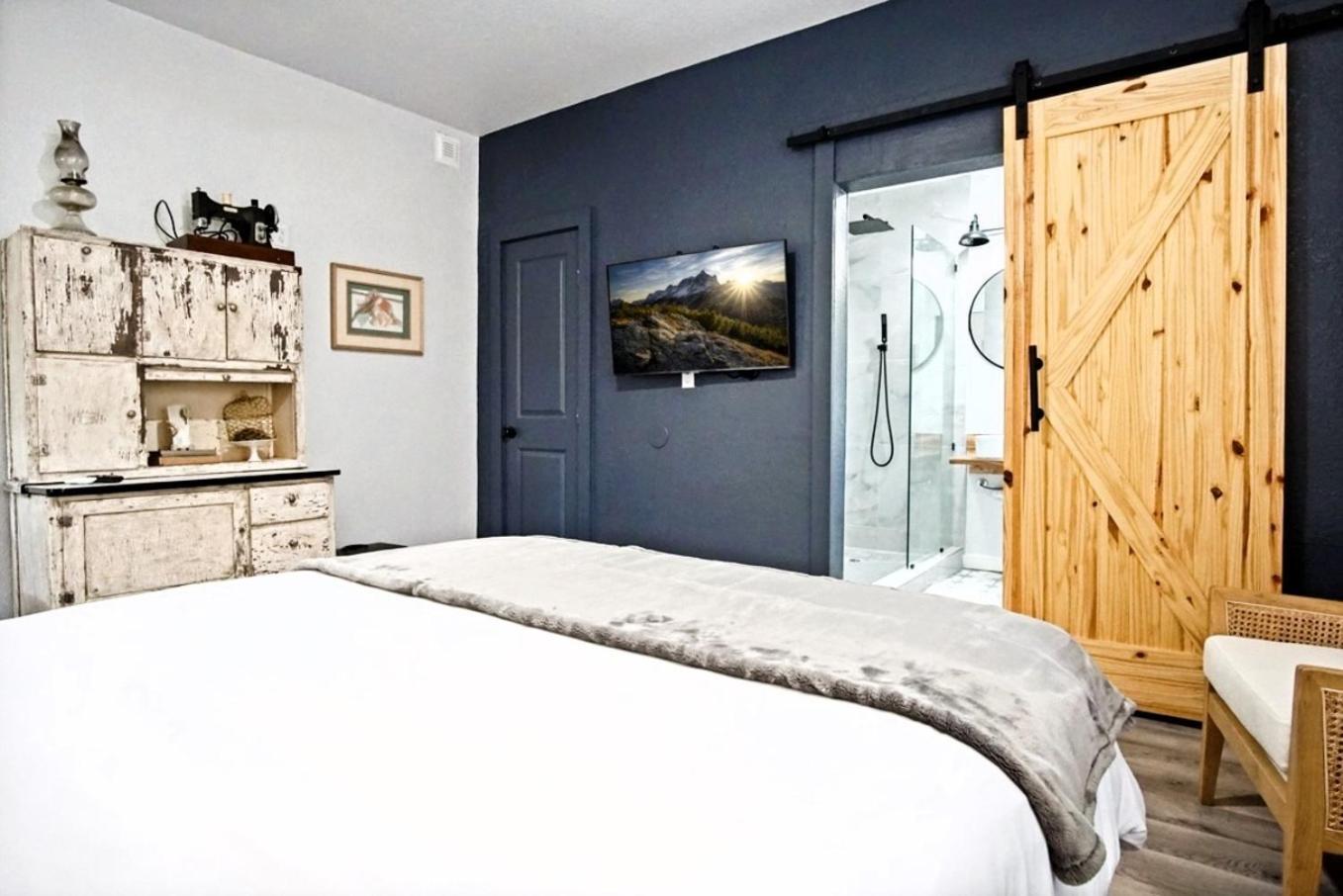 Stylish Oasis Great Comfort #34b Oklahoma City